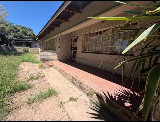 3 BEDROOM HOUSE FOR SALE IN VANDERBIJLPARK CW 5